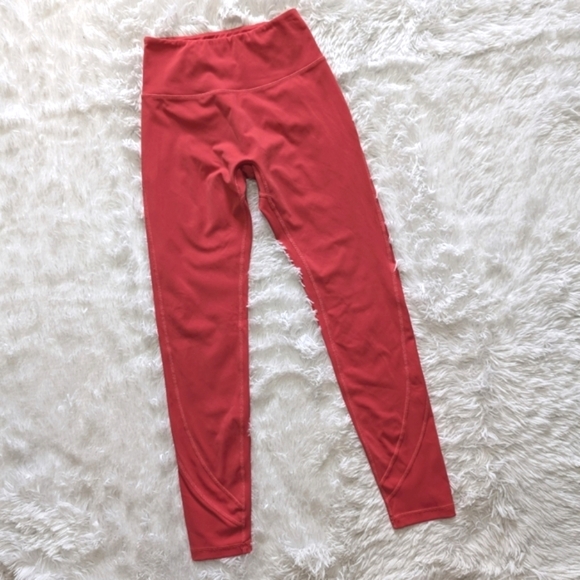 π΄SALE! Alphalete Red Coral Pulse Surge Leggings - Picture 5 of 10